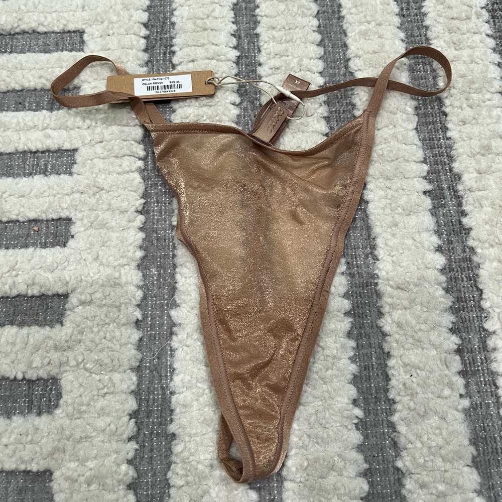 Skims Fits Everybody T String Thong Plus Sienna